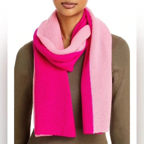 Bloomingdale’s AQUA Brand Knit Scarf 2 shades of pink - Picture 1 of 4